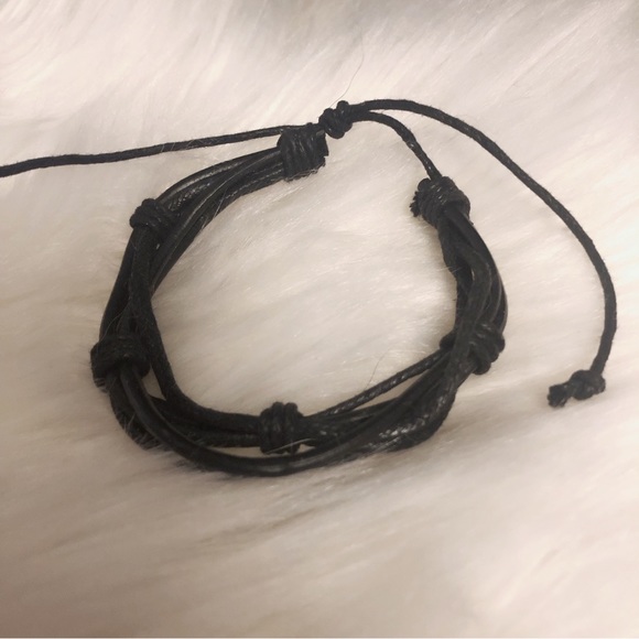 Unisex Adjustable Boho Multi-Strand Knotted Leather Cord Bracelet - Picture 2 of 4